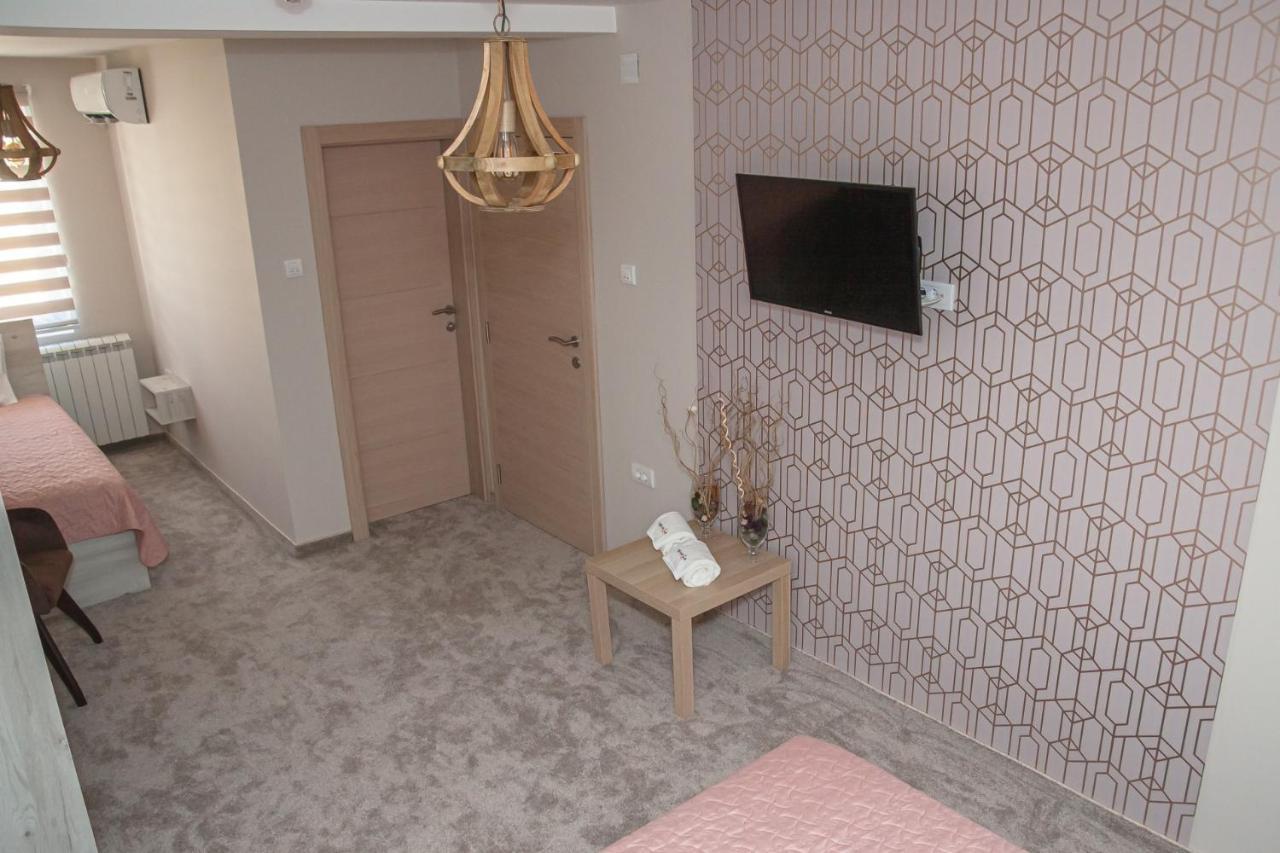 Mehana Apartmani Leskovac  Luaran gambar